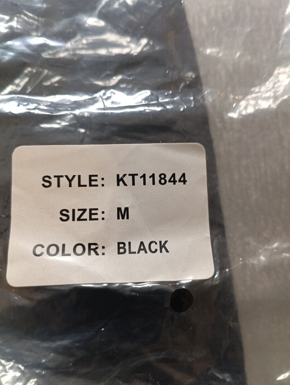 Mono B T-shirt NWT V Neck Raw Hem Black Size Medium - Picture 5 of 5